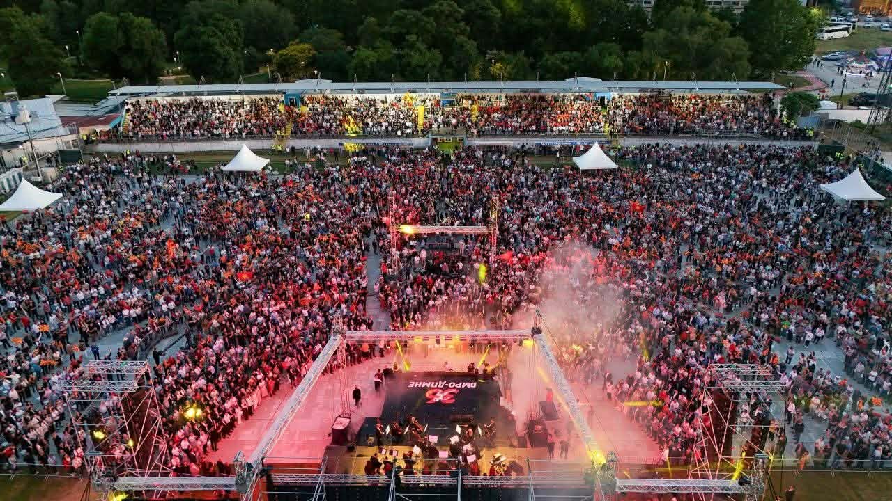 I plan convincingly, as president of VMRO-DPMNE, to lead toward another huge parliamentary victory