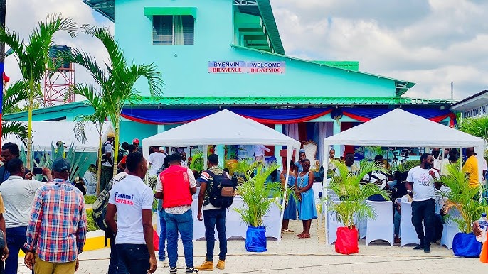 The haitian government must prioritize the completion of Antoine Simon International Airport