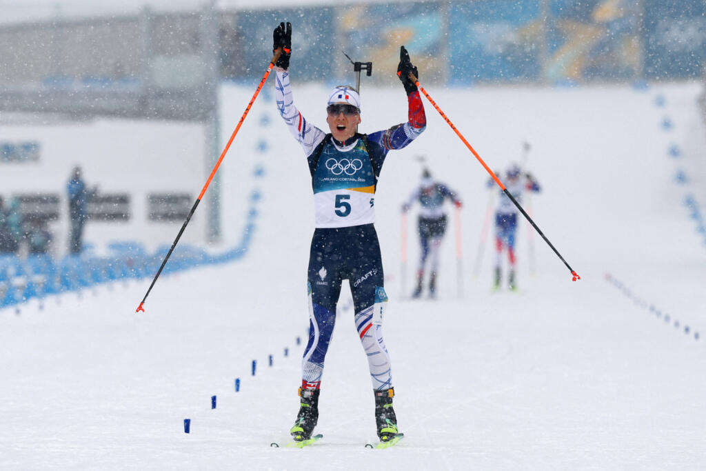 France’s Michelon wins Olympic gold in women’s biathlon mass start