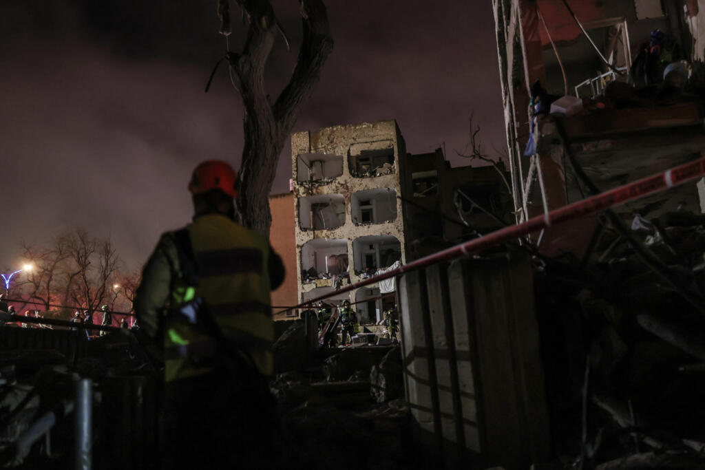 Iran threatens Middle East infrastructure after Trump ultimatum