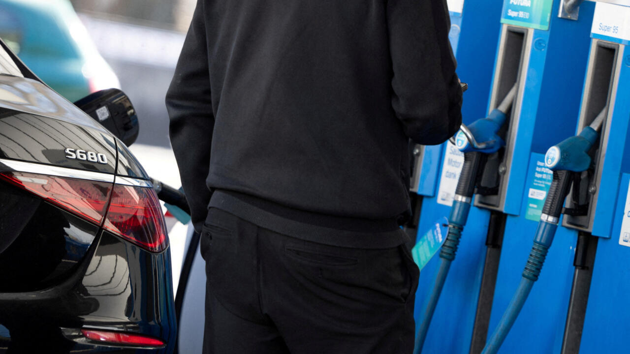 Five EU finance ministers call for 'tax on energy companies' windfall profits