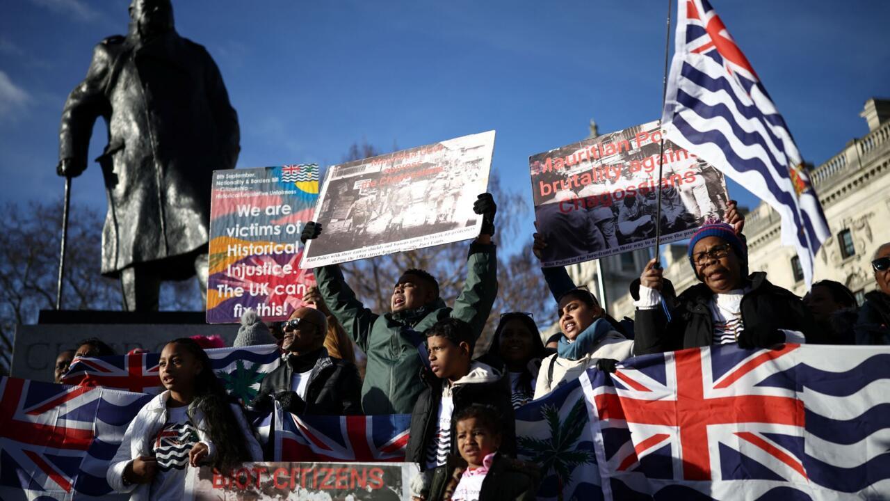 UK puts Chagos sovereignty plan on hold following opposition from Trump