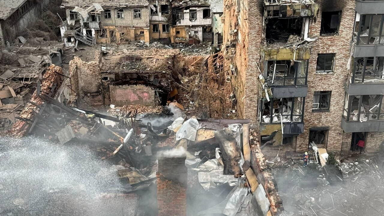 EU unblocks €90bn Ukraine loan after Hungary row