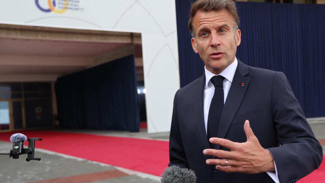 Macron calls for coordinated reopening of Hormuz as US initiative draws doubts