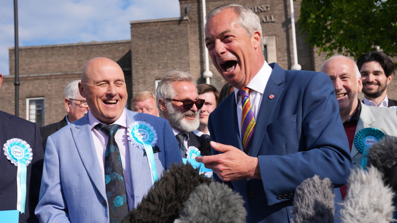 English elections see Labour Party punished and gains for populist Reform