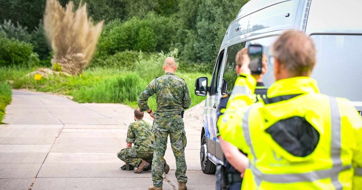 EOD vindt explosief in winkelcentrum Vlaardingen en brengt dit tot ontploffing in Broekpolder