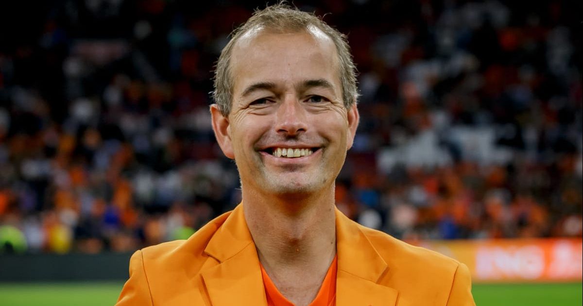 Mega-fan Leon hoopt op zijn 250ste wedstrijd bij het Nederlands elftal: 'Ik sta stijf van de spanning'