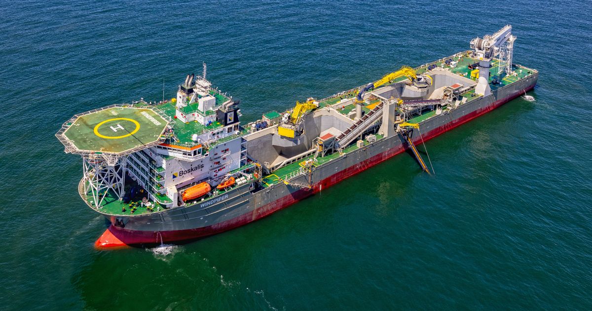 Belangrijke missie voor grootste steenstortschip ter wereld: 'Stenen gaan sabotage tegen'