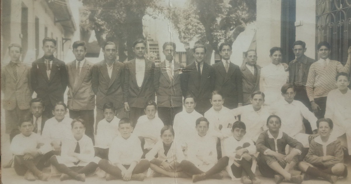 Despertando archivos: la escuela Ameghino cumple 138 años entre el sur, San Cayetano y el centro rosarino