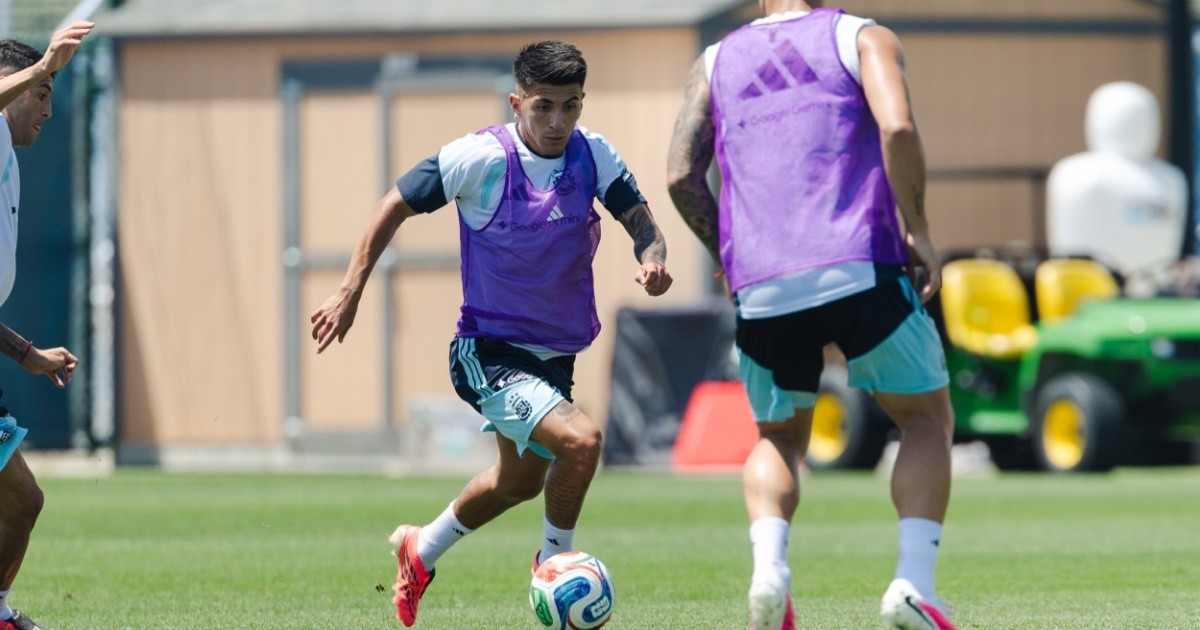 Con la mente en la clasificación: la selección entrena en Miami a la espera de Cabo Verde, la sorpresa del ...