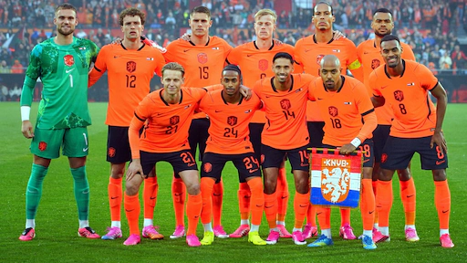 Dit is het speelschema van het WK voetbal, met de mogelijke route naar de finale voor Oranje