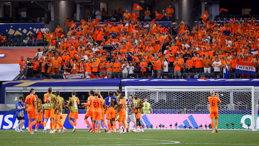 Nederlands elftal begint WK met gelijkspel tegen Japan, Koeman noemt het 'een topwedstrijd'
