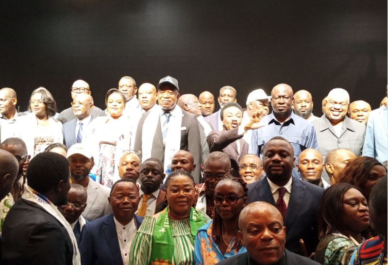 Réformes Constitutionnelles : « Quelques évêques de la CENCO, en complicité avec Kabila, Kagame et leurs supplétifs du M23, ne peuvent s’attribuer le monopole de la vérité », (