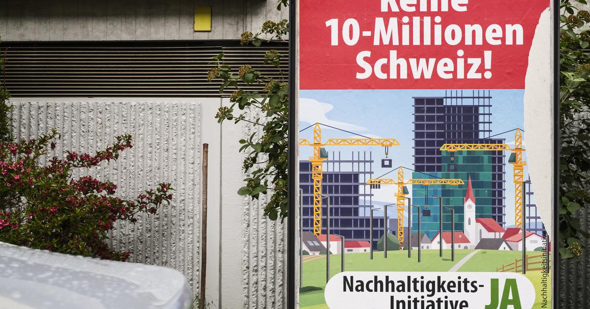 L'UDC a surtout placé ses annonces et ses affiches en Suisse alémanique. [KEYSTONE - CHRISTIAN BEUTLER]