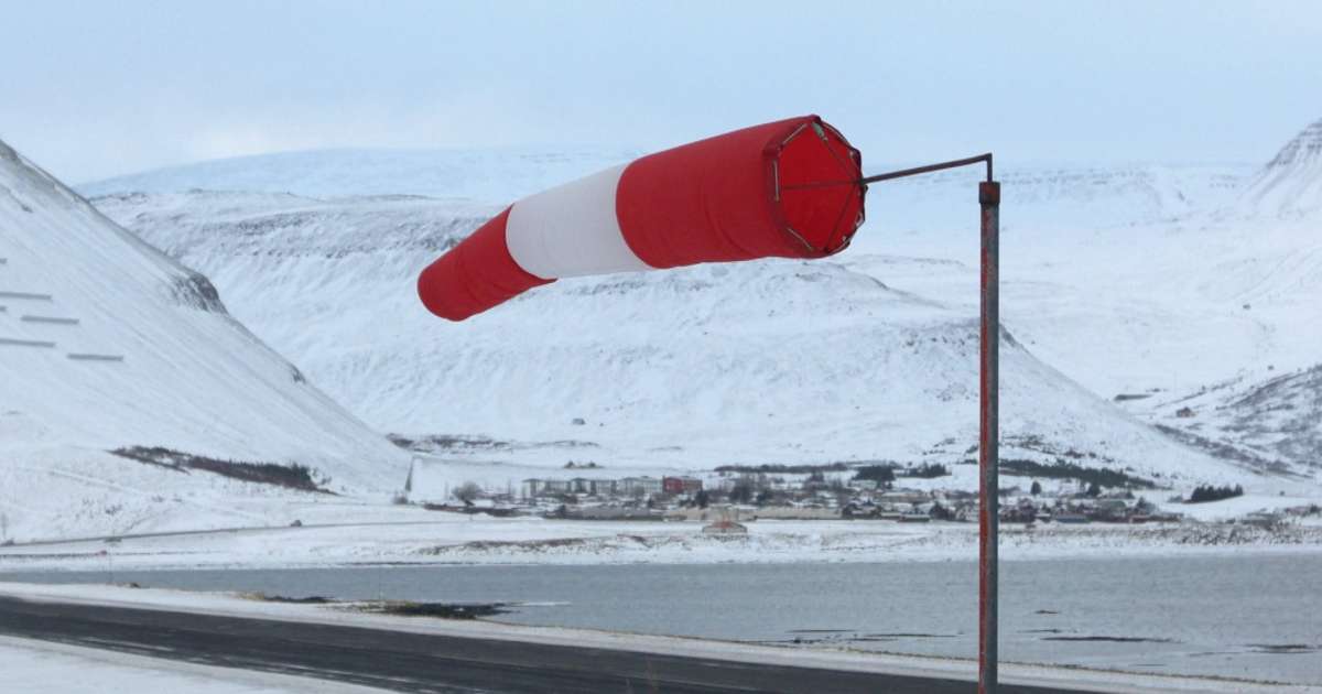 Vilja skoða ný flugvallarstæði á norðanverðum Vestfjörðum - RÚV.is