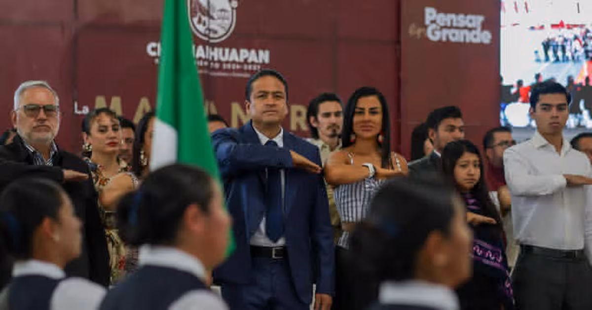 Alcalde de Chignahuapan niega usar una Cybertruck tras acusaciones de ostentación