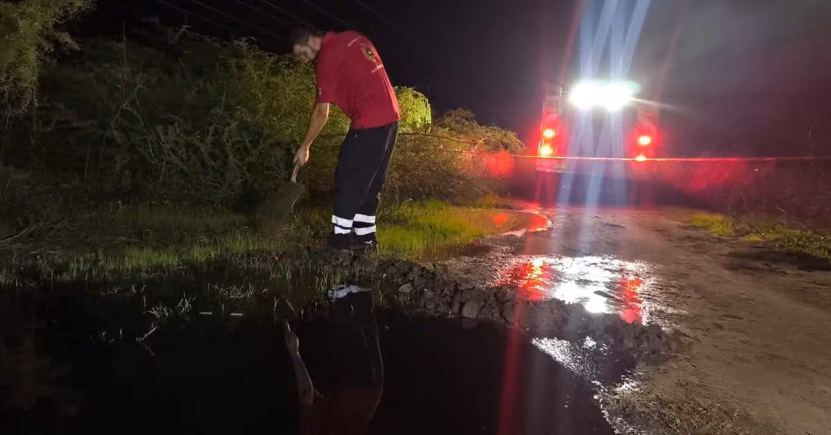 Pemex logra controlar fuga de combustóleo en la refinería de Salina Cruz