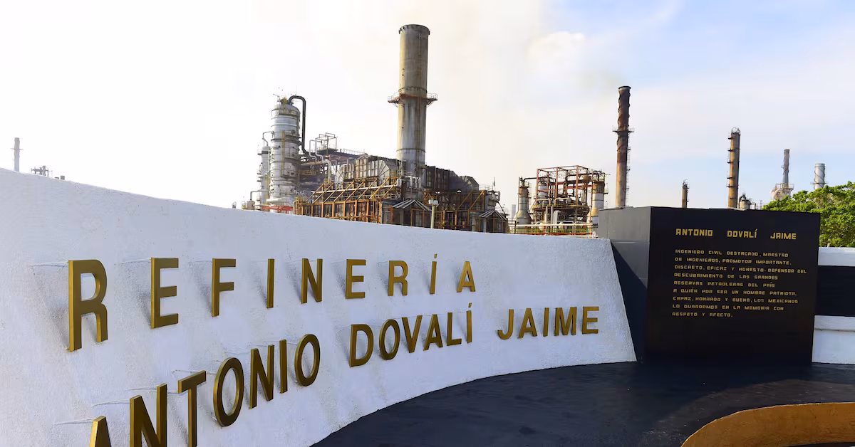 Oaxaca Pemex reporta 3 trabajadores lesionados por flamazo en la Refinería de Salina Cruz
