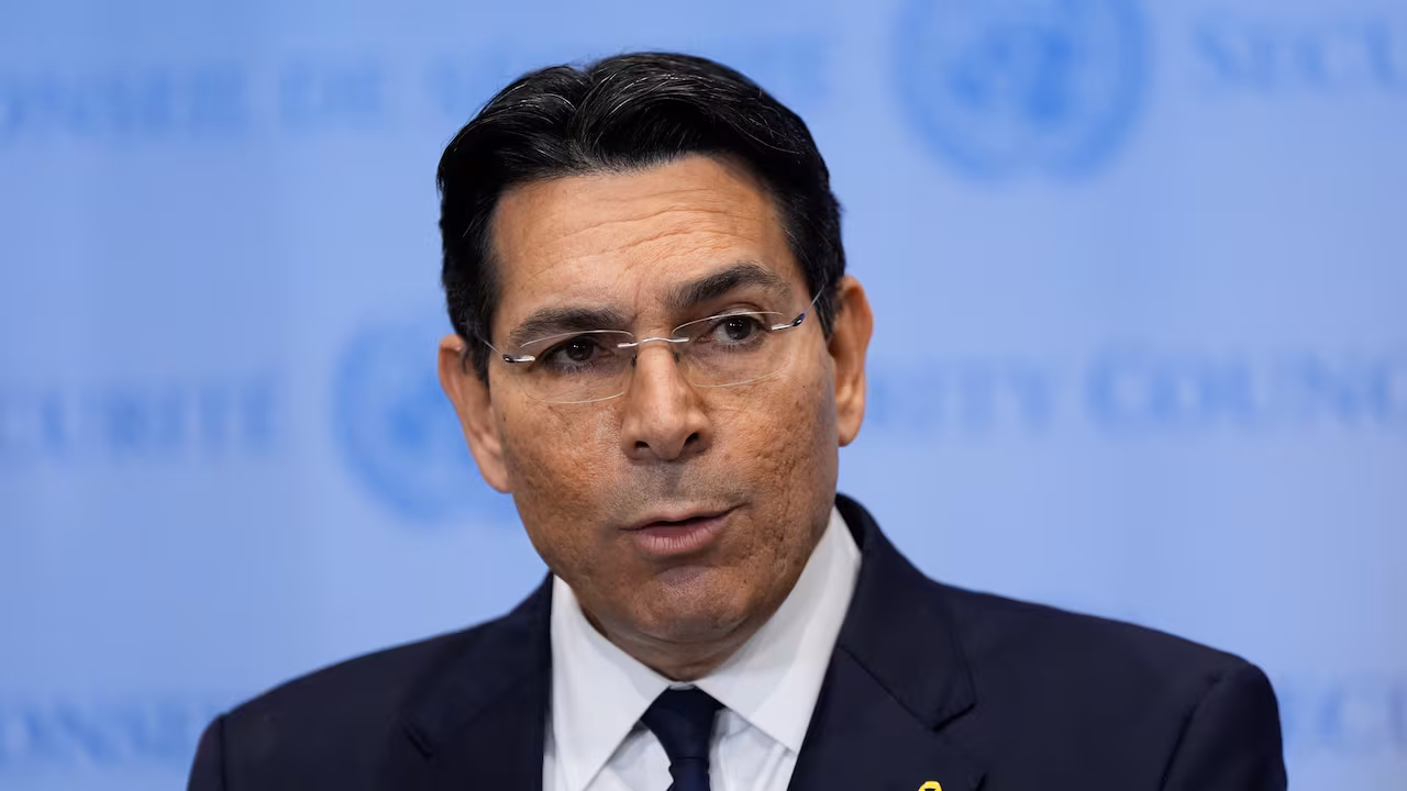 Embajador de Israel ante la ONU le reprochó con vehemencia a Petro alusión a Hitler: “Hay líneas que nunca deben cruzarse”
