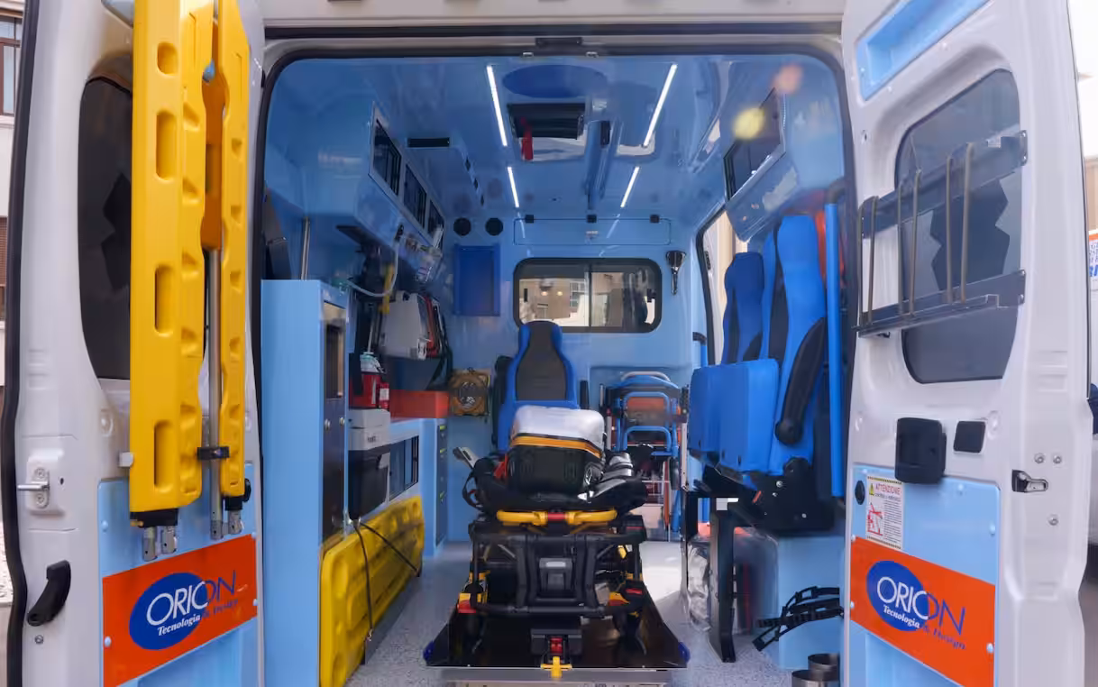 Sora, schianto tra un tir e un furgone: morti tre operai edili