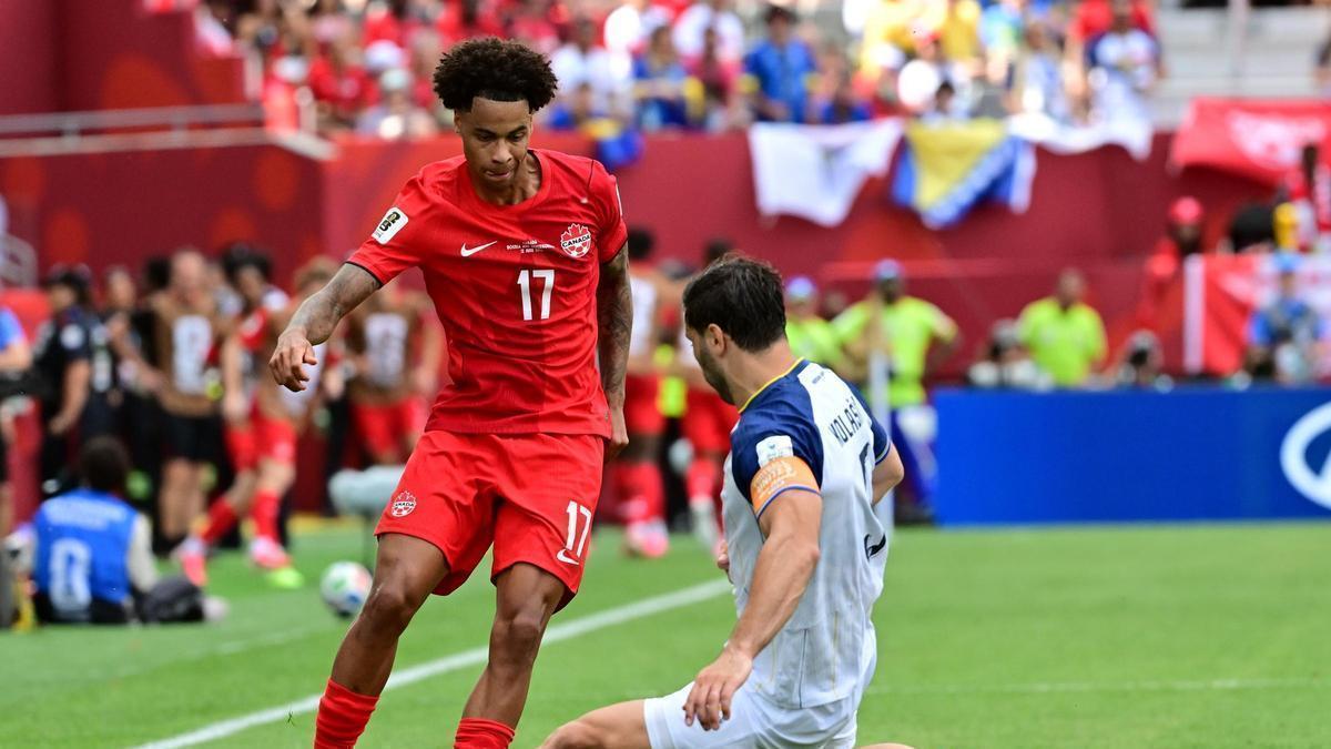 Sabor amargo para Buchanan y Oluwaseyi, los dos primeros jugadores del Villarreal en debutar en el Mundial