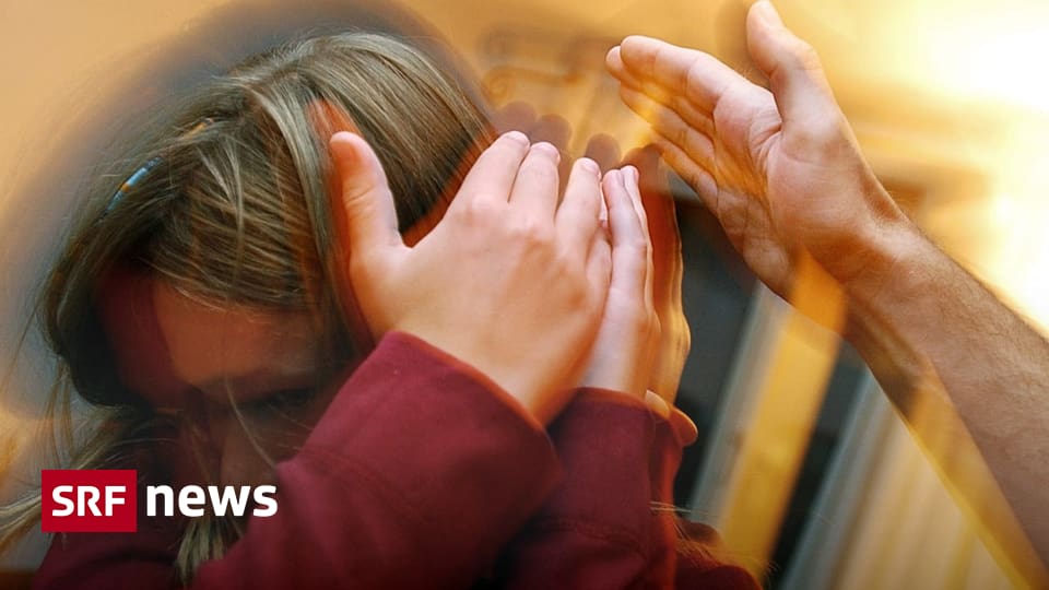 Kindesschutz Eltern am Limit sorgen für mehr Meldungen bei der Kesb in Basel Gefährdungsmeldungen bei der Kesb in Basel steigen. Eltern seien zunehmend überfordert, sagt der