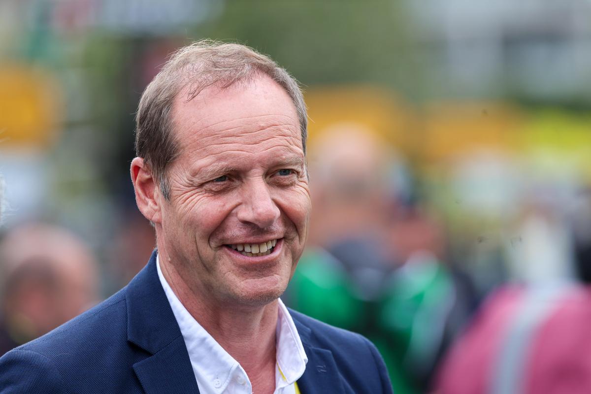 Tour de France : « évidemment qu’on est hypnotisés » par Paul Seixas, souligne Christian Prudhomme