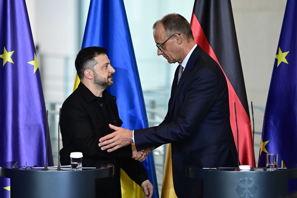 Bundesregierung:Merz will Ukraine zum „assoziierten Mitglied“ der EU machen