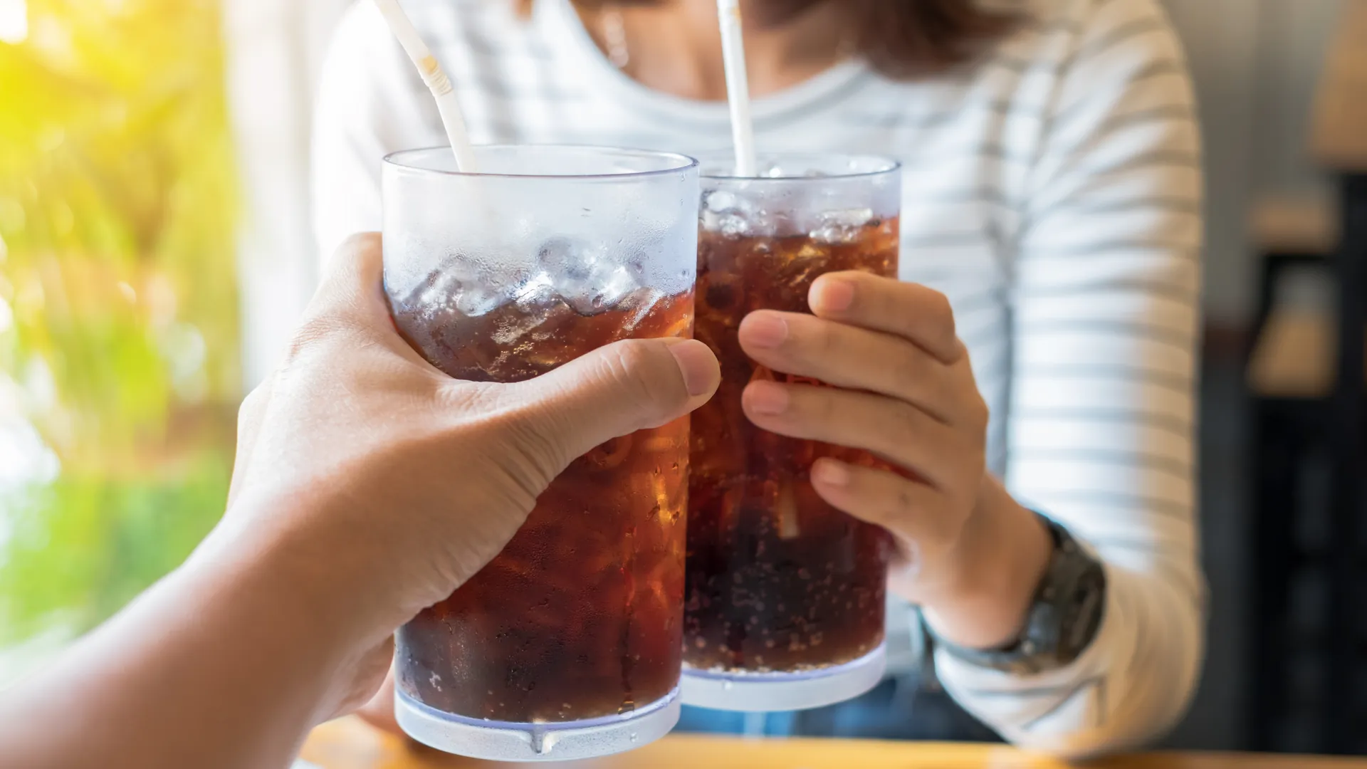 Softdrinks und Leberkrebs: Studie findet Zusammenhang zu Limo | Krebs