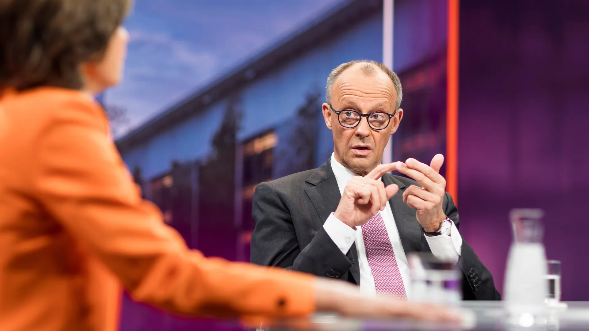 Merz seeks to restrict minijobs for certain groups