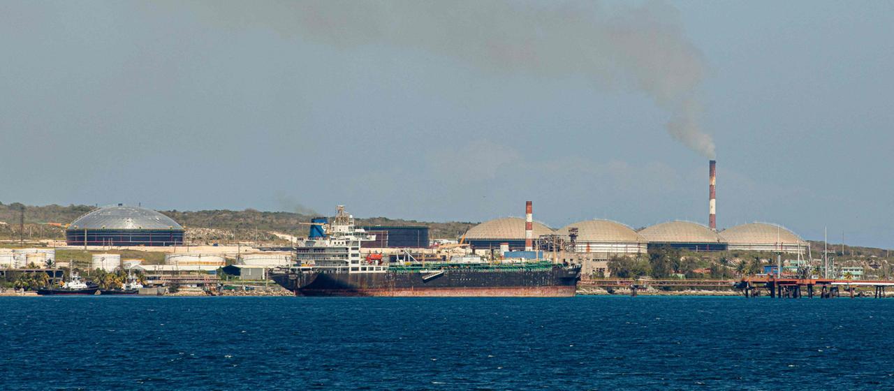 Medienbericht USA lassen offenbar russischen Öltanker nach Kuba