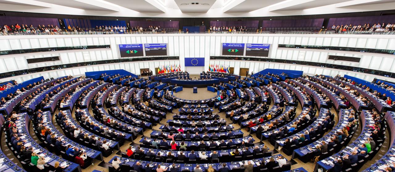 Sexualstrafrecht "Nur Ja heißt Ja" - Abstimmung im EU-Parlament