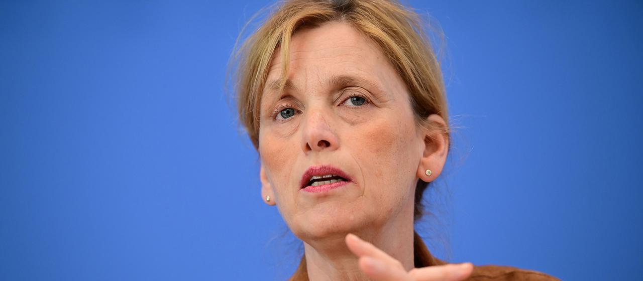 EU-Richtlinie Prien will Vorgaben zur Gehaltstranzparenz nachverhandeln