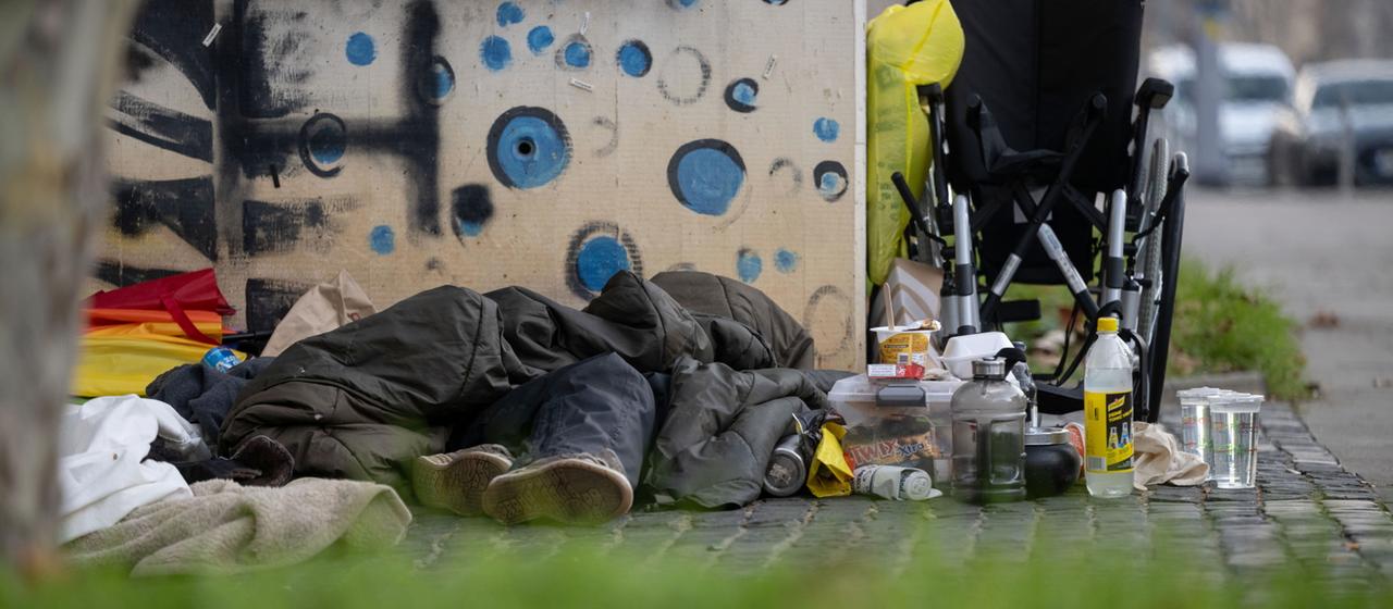 Bundesinnenministerium Mehr Straftaten gegen Obdachlose