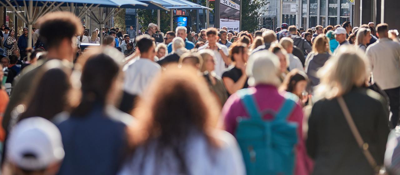 Statistisches Bundesamt Deutsche Bevölkerung schrumpft leicht