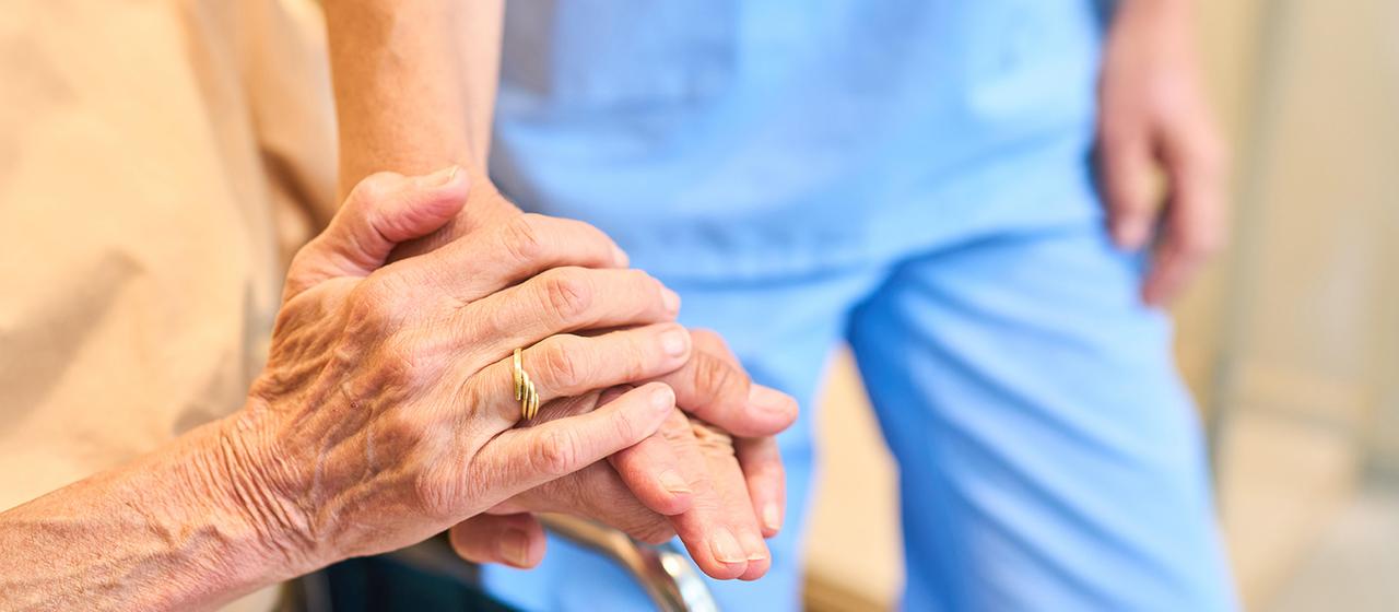 Geplante Pflegereform "Ein Schlag ins Gesicht der pflegenden Angehörigen"