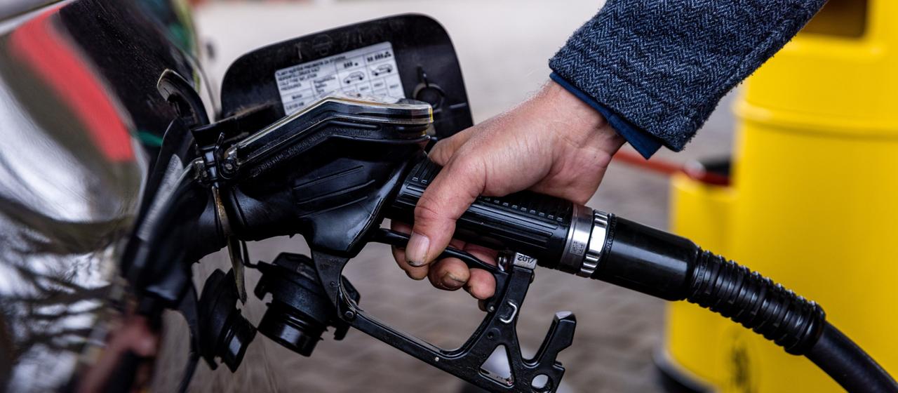 Ende der Preisbremse In Polen explodieren die Spritpreise