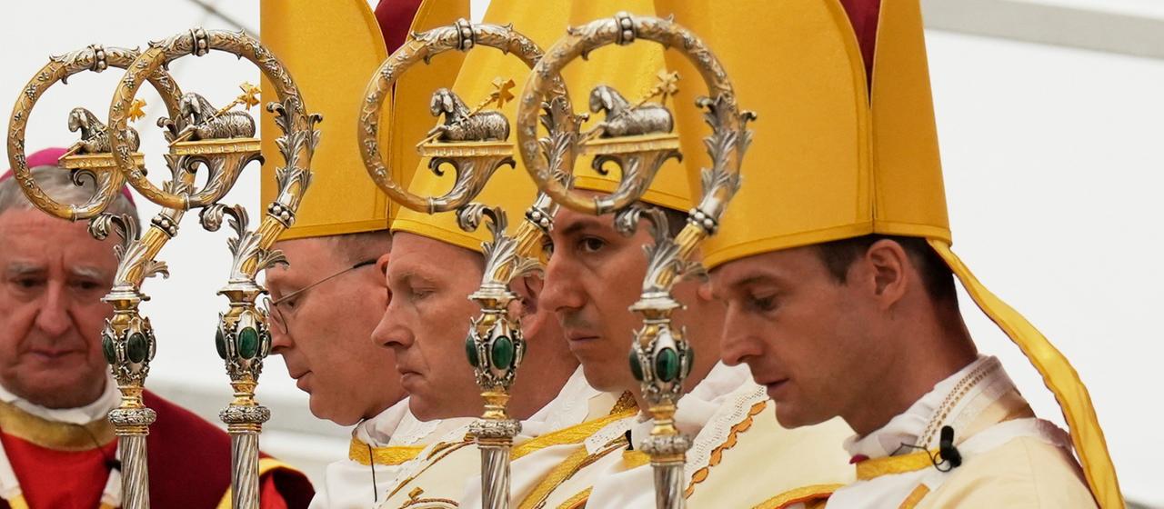 Exkommunikation Vatikan schließt Piusbrüder aus Kirche aus