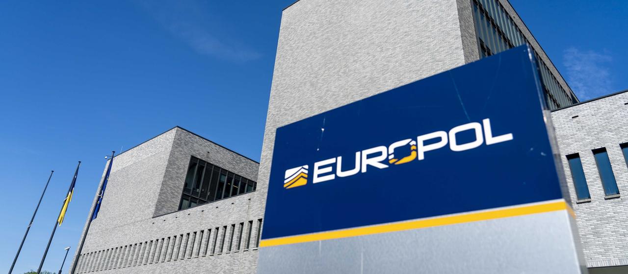 EU-Polizeibehörde Europäischer Schlag gegen Missbrauchs-Netzwerke
