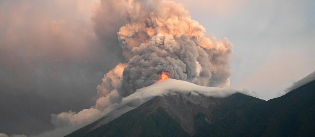 Guatemala Vulkanausbruch treibt Menschen in die Flucht