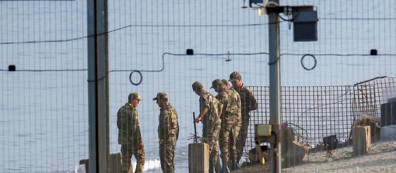 Ceuta wappnet sich für möglichen Massenandrang nach Aufrufen in sozialen Medien