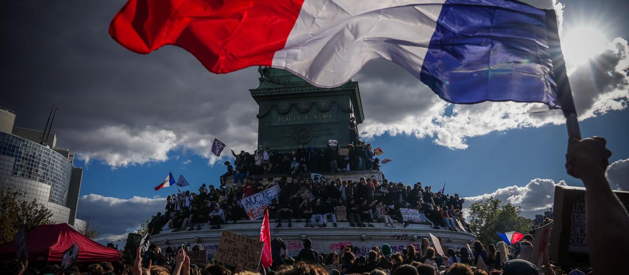 Frankreich verspricht Tausende Vertretungslehrer als Reaktion auf Schülerproteste