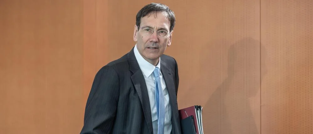 Tagesspiegel Plus Des Kanzlers G7-Sherpa Levin Holle: Wer ist der Wirtschaftsberater von Friedrich Merz?