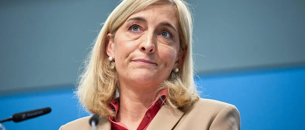 Eigenanteil steigt auf durchschnittlich 3364 Euro: Die Pflege im Heim ist so teuer wie nie – und Warkens Pläne könnten den Druck erhöhen