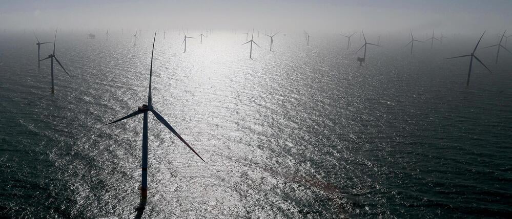 Milliarden-Deal mit Trump: Deutscher RWE-Konzern stoppt Windkraft-Projekte in den USA