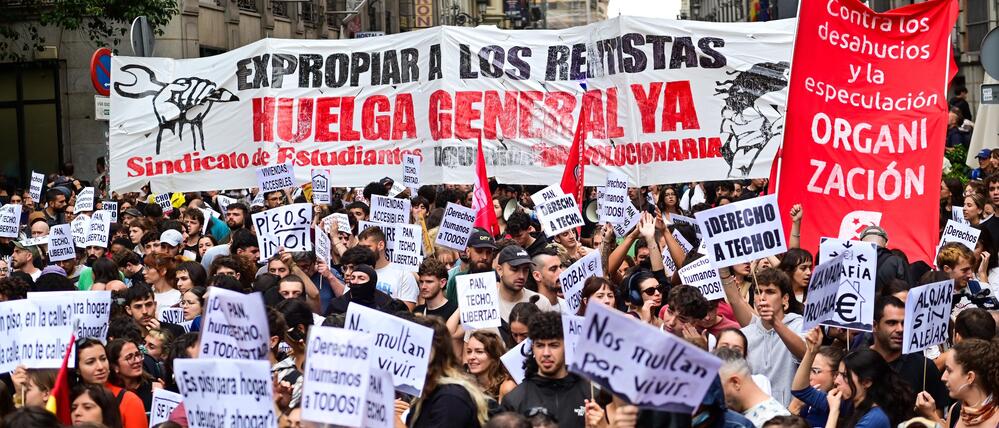 Trotz Skandal um Zwangsräumung von 87-Jähriger: Spanisches Parlament lehnt Mieterschutzpläne der Regierung ab