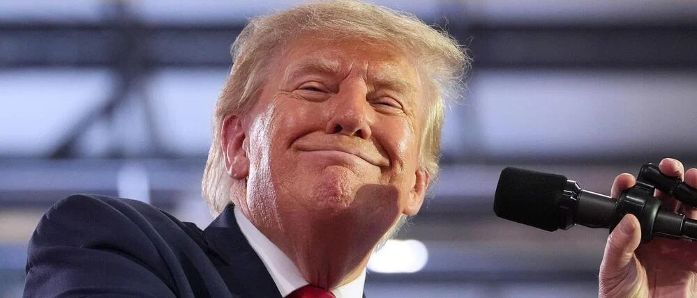 „Er hat es wieder rückgängig gemacht“: Trump soll Musk zur Aufhebung der Starlink-Drosselung gedrängt haben