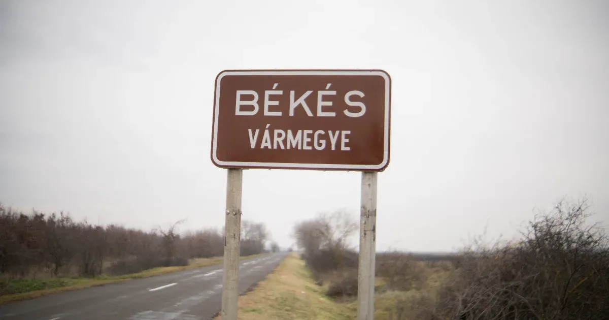 Magyar Péter hiába reménykedett, nincsenek már meg a régi megyetáblák