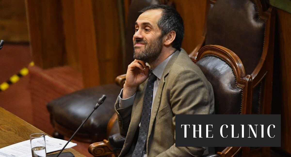 Desmarques de RN en acusación contra Nicolás Grau no consiguen frenar escenario desfavorable para el exministro en la Cámara de Diputados