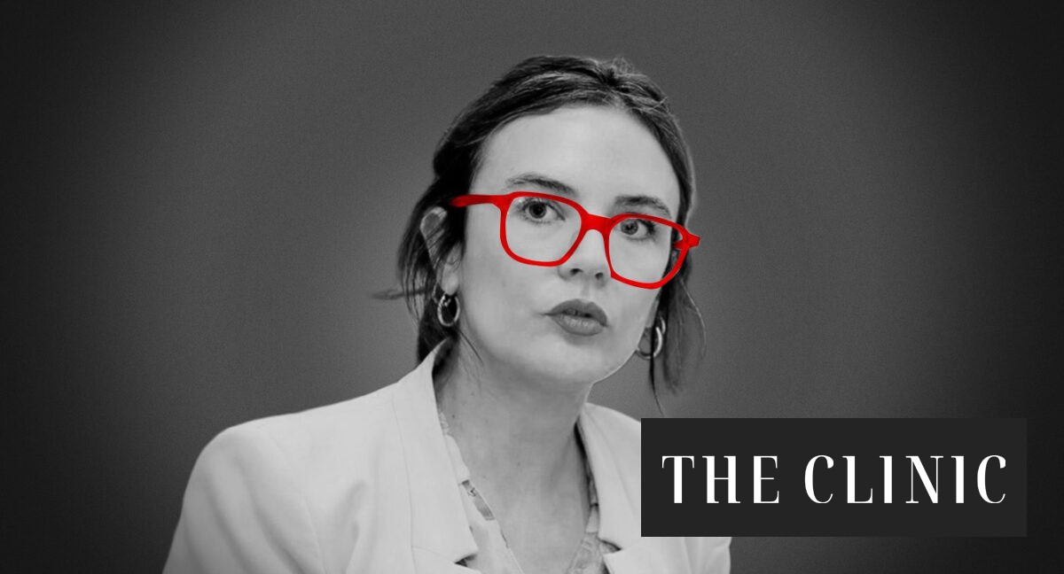 Los 100 días de Camila Vallejo fuera del poder: su bajo perfil público y el desembarco en la política internacional